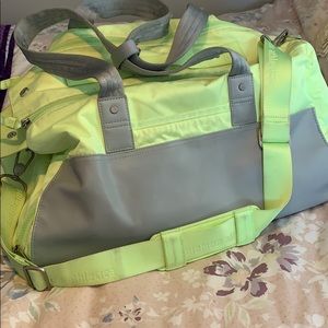 lululemon gym bag